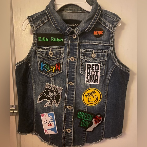 CUSTOMIZED DENIM VEST JACKET W/ THE ICONIC ROCK BANDS!! 16 PATCHES/1 BUTTON!! - Picture 3 of 8